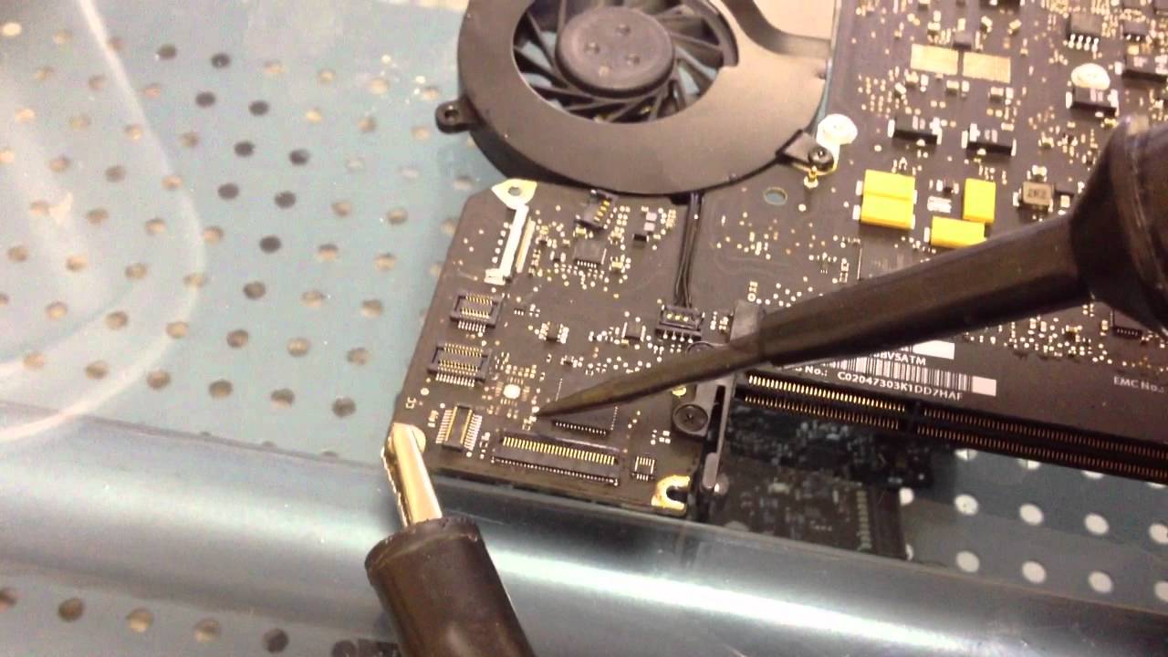 Apple Macbook motherboard repair